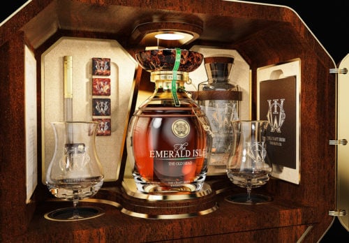 Emerald Isle Collectible Whiskey Set
