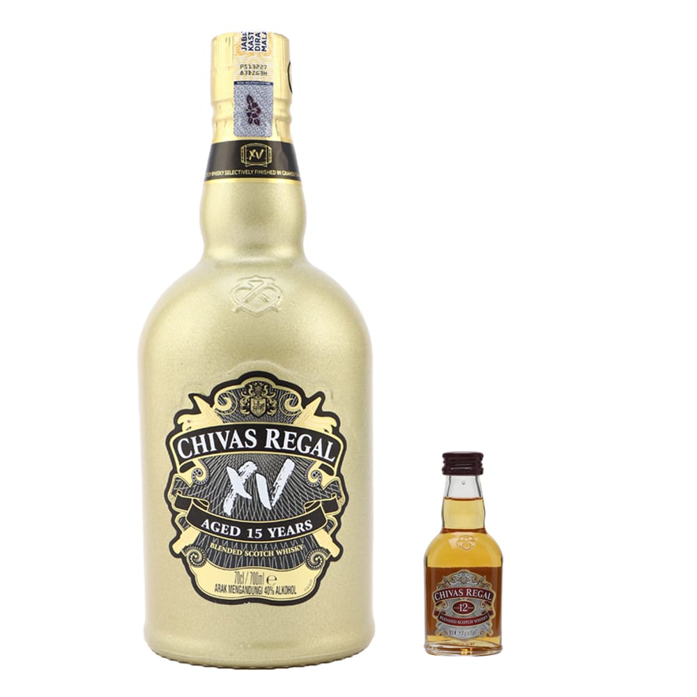 CHIVAS REGAL 12 Year Old with Miniature 3