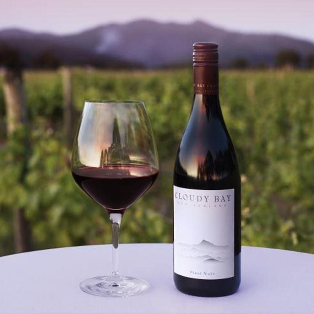 CLOUDY BAY Pinot Noir 2014 11