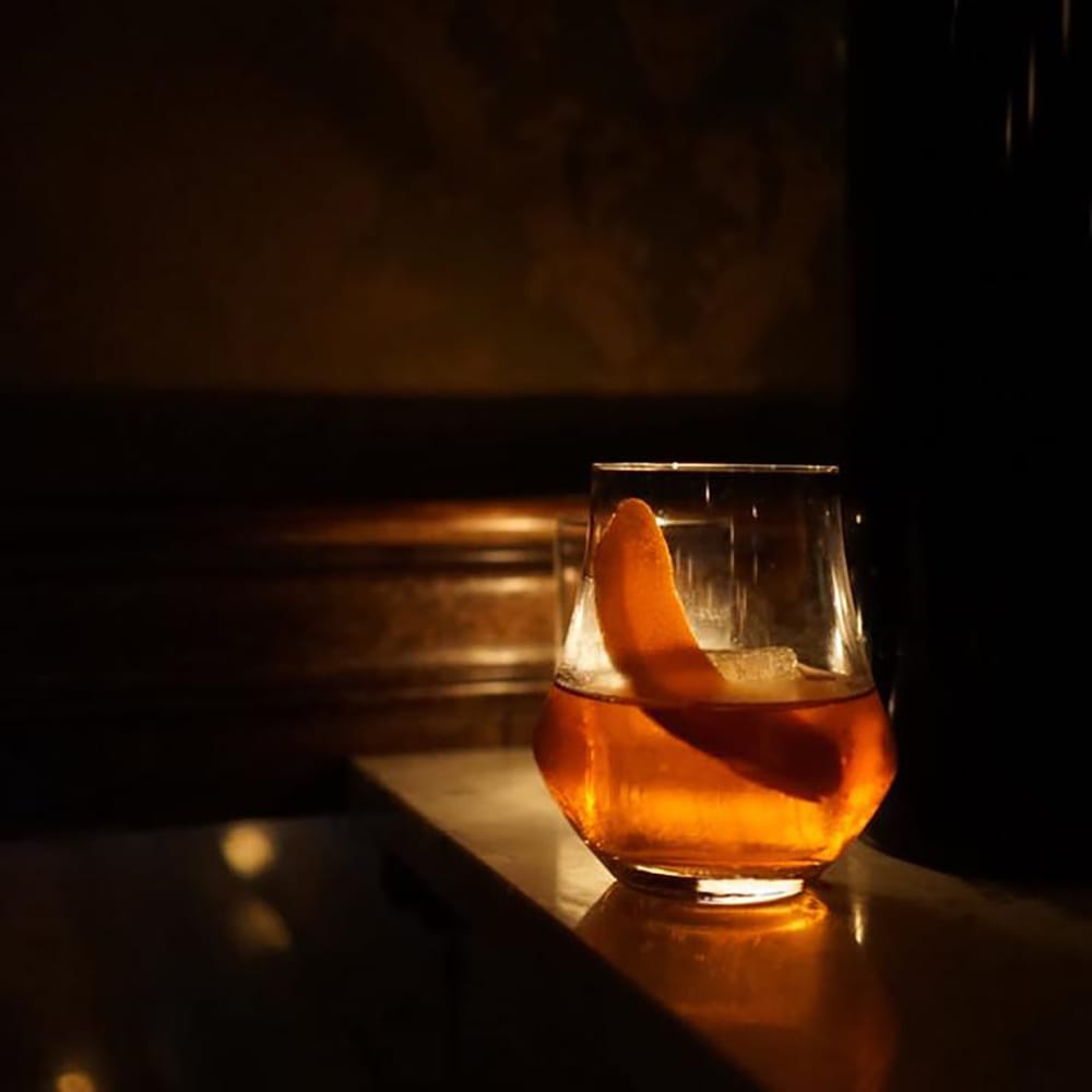 Gin_Sours_Cocktail_Glass_Sq_c2b84a0a-e2b1-479b-b015-d8b6d9e6629b_720x