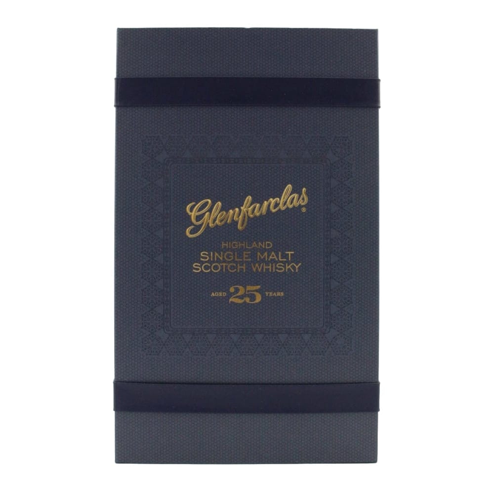 Glenfarclas-25-years-with-mini-40-years-gift-pack