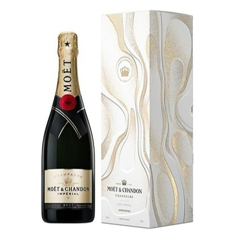 MOET & CHANDON Brut Imperial 2023 End Of Year Gift Pack