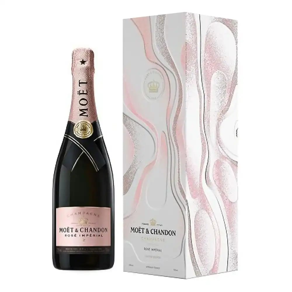 MOET & CHANDON Brut Imperial Rosé 2023 End Of Year Gift Pack