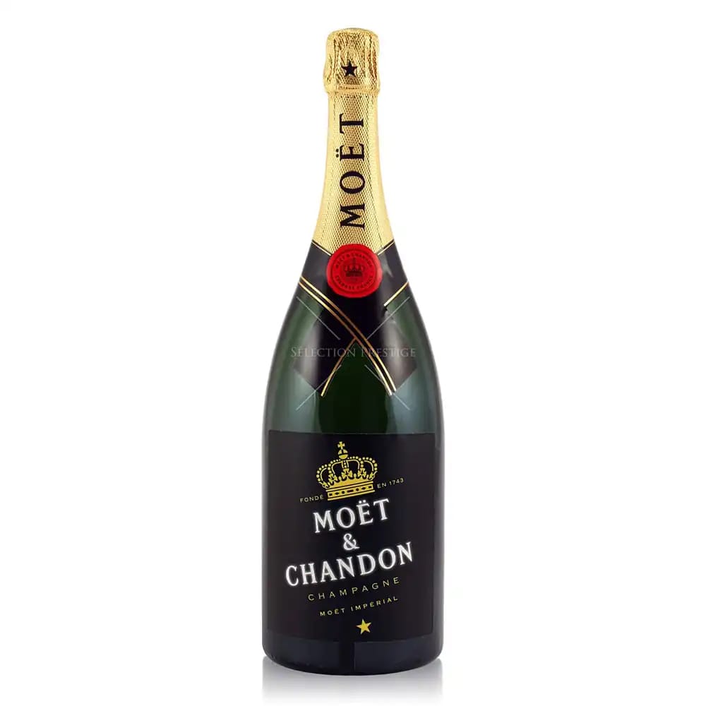 MOET & CHANDON Night Flashing Limited Edition