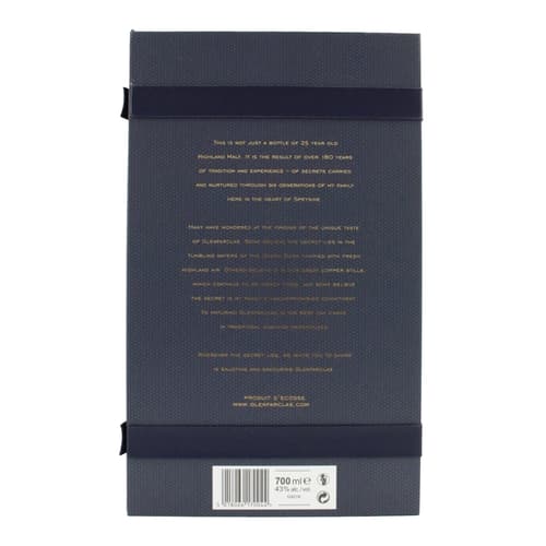 Glenfarclas-25-years-with-mini-40-years-gift-pack