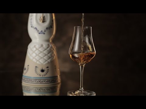 Clase Azul México | Artisans Of An Exquisite Life: The Master Distiller