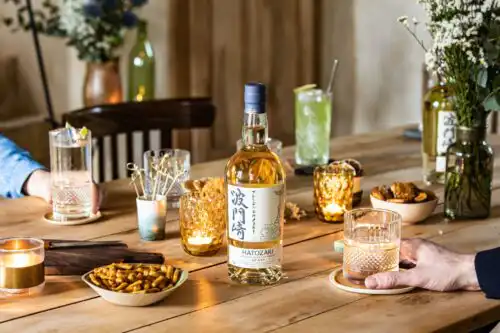 Hatozaki Finest Blended Whisky 70cl